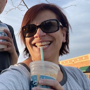 Meet your Posher, Erica